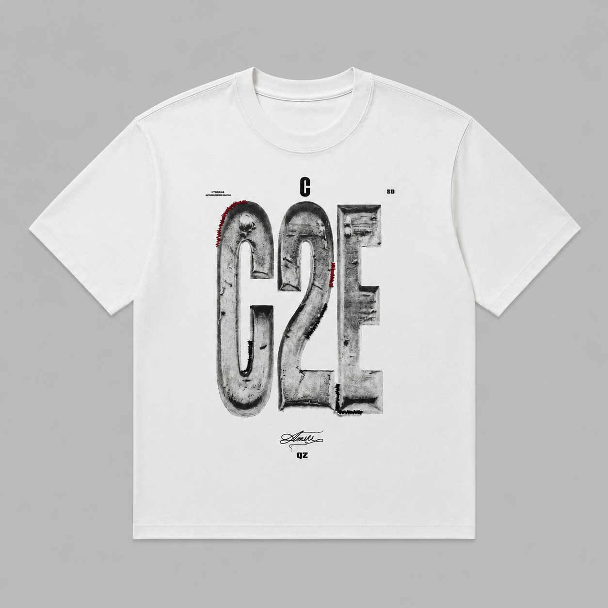 宽松 C2E 金属风印花短袖 T 恤